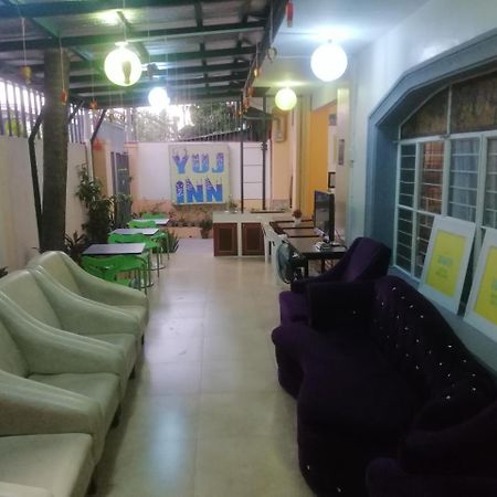 Yuj Inn - Quezon City Buitenkant foto