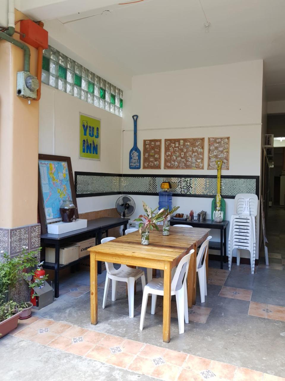 Yuj Inn - Quezon City Buitenkant foto